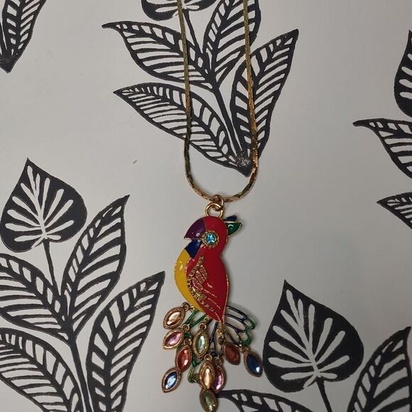 Vintage 80s Enameled Parrot with Rhinestone Pendant Statement Necklace - Picture 3 of 9